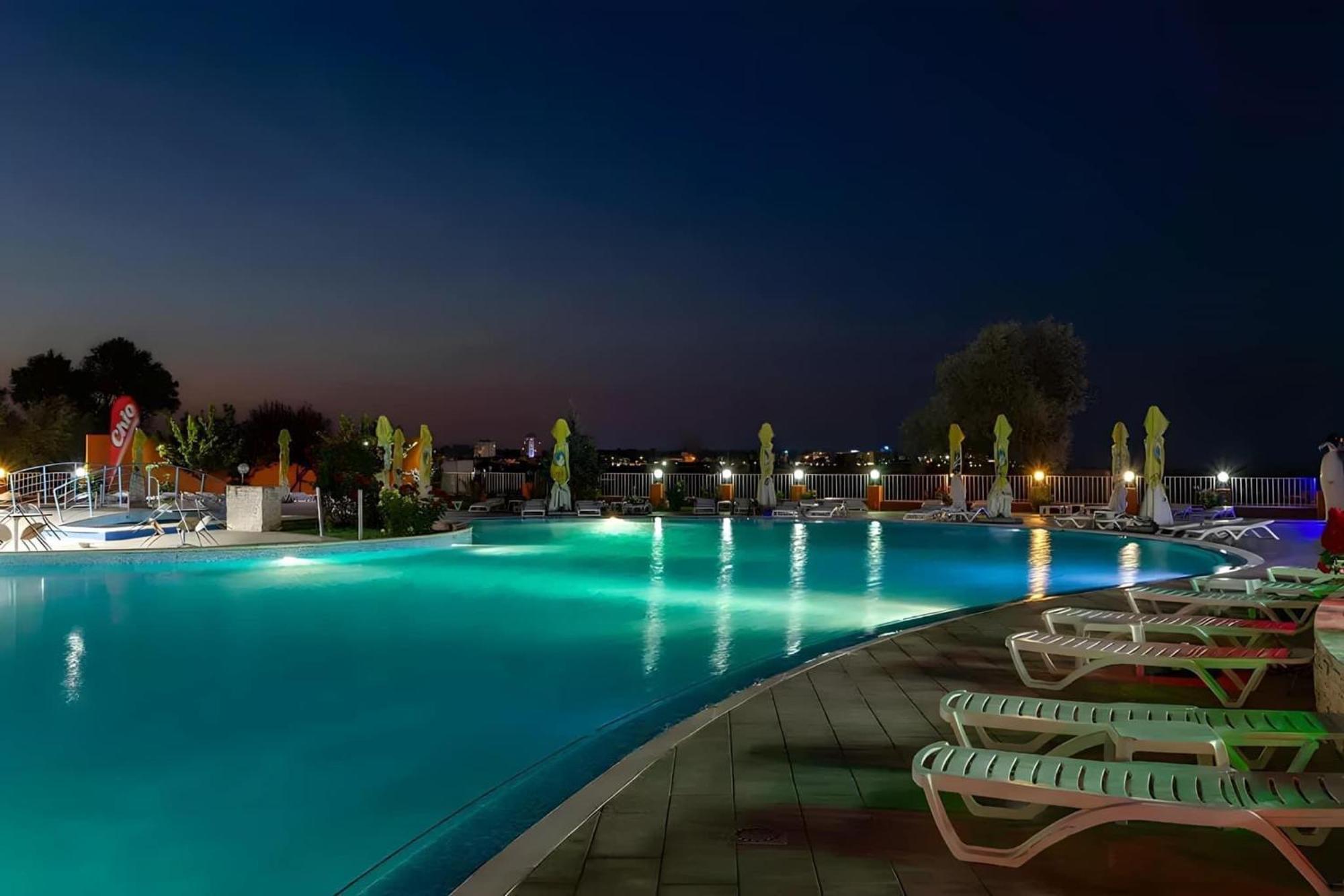 Hotel Aquapark Balada Saturn Μανγκάλια Εξωτερικό φωτογραφία